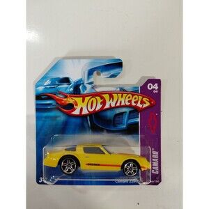 NIP Hot Wheels Camaro Short Card 1:64 Die Cast Chevrolet Camaro Z28 Muscle Car